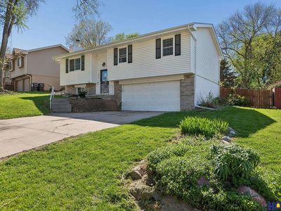 Property at 304 Flint Cir, Papillion, NE