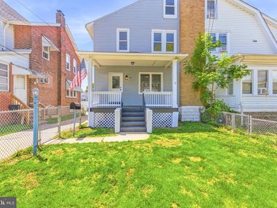 Property at 102 E Oak Ln, Glenolden, PA