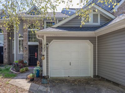 Property at 7437 Oceanline Dr, Indianapolis, IN