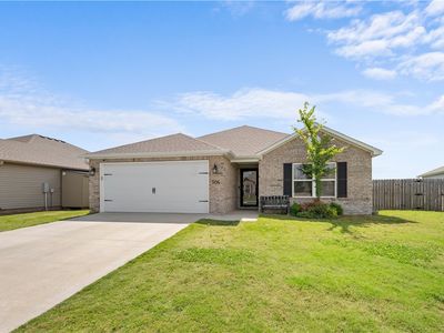 504 Woodcreek Loop