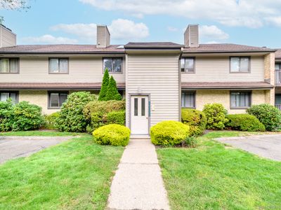 2289 Bedford Street #G11