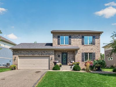 2052 Cobblestone Dr