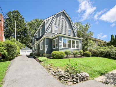 401 Scott Ave