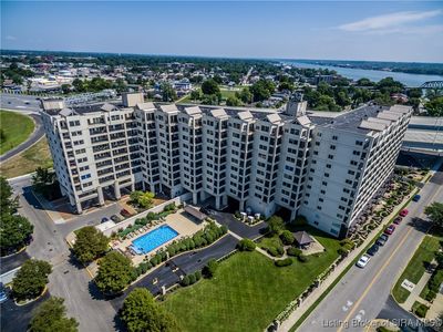 1 Riverpointe Plaza #314