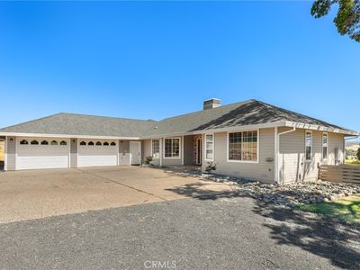 2554 Lake Hills Dr