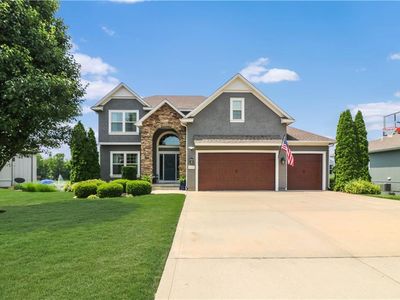 1216 Hillmann Ln