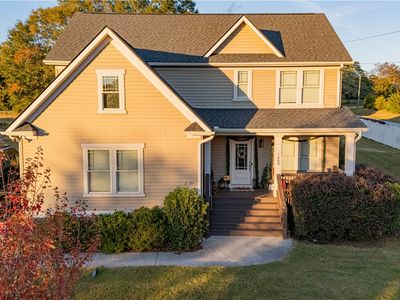 Property at 1000 Carlisle Pl, Anderson, SC