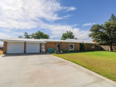 313 Hornet Dr