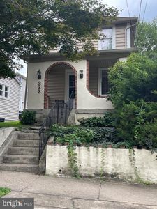 322 Woodland Ave