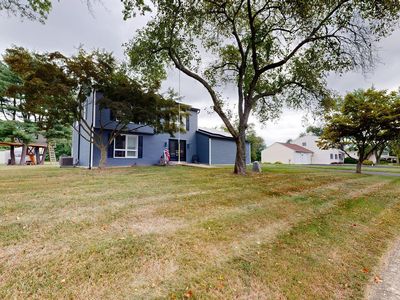 2980 Woodview Dr