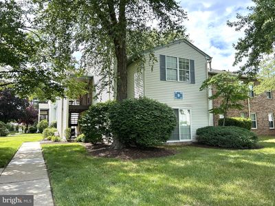 70 Center Ln