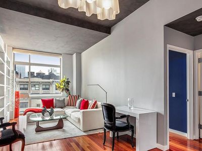 121 E 23rd St APT 16D