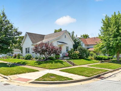 937 Hendricks Ave