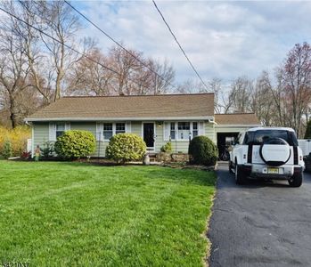 16 Washington Valley Rd