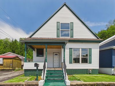 309 E Main St