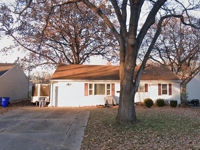 606 NE 67th Pl