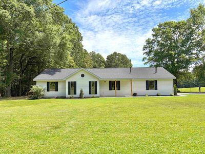 640 Red Bird Ln