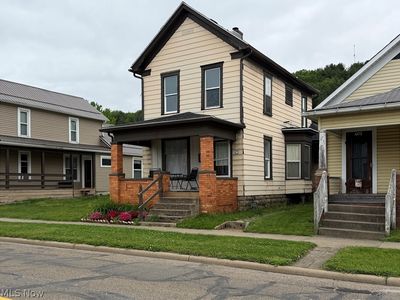 606 N 2nd St