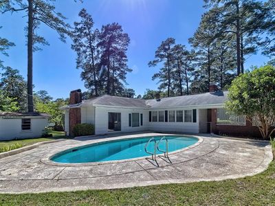 5229 Circle Dr