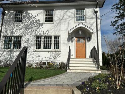 358 Orient Way