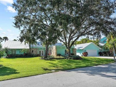 Property at 220 SW Willow Lake Trl, Stuart, FL