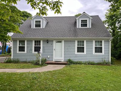 76 Pine Ave