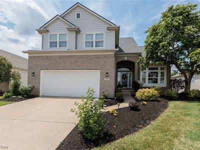 3933 Hedgewood Dr
