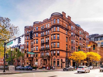 362 Commonwealth Ave APT 5A