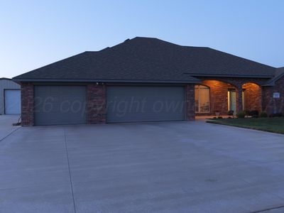 9176 Hey Jude Ln E