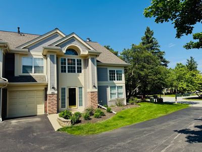603 Stone Brook Ct