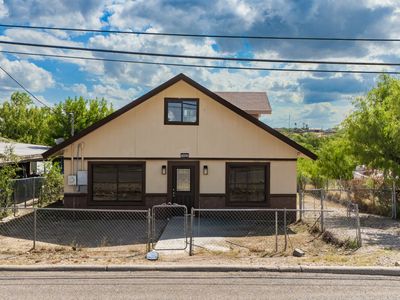 1622 AVENIDA ENCUENTRO