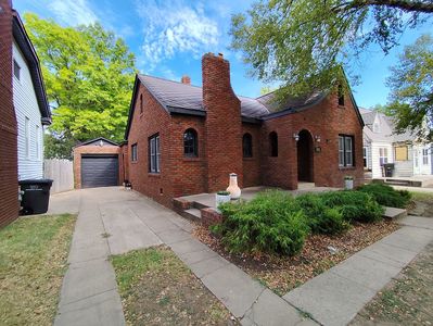 1414 S Johnstone Ave