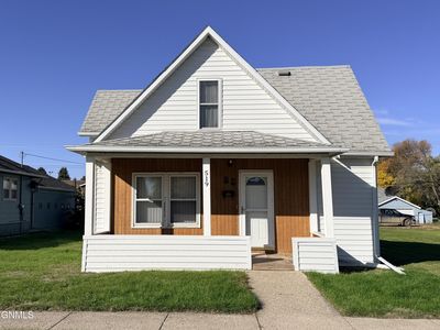 Property at 519 2nd Ave NW, Jamestown, ND