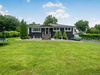 3 Quaker Road