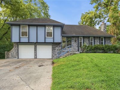 10401 E 71st Ter