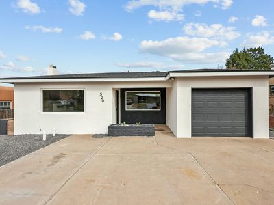 520 Montclaire Dr SE