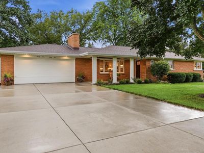 2445 Buena Vista DRIVE
