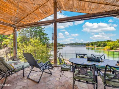 976 Lake Smoky Rd