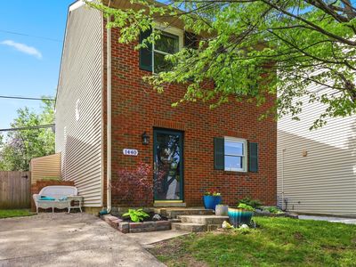 1440 Deer Lake Cir