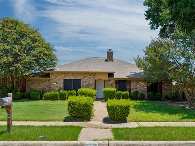 2416 Peachtree Ln