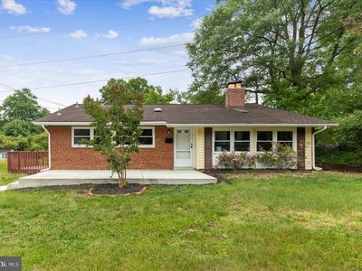 4527 Roundhill Rd
