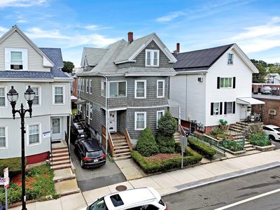 28 Ferry St