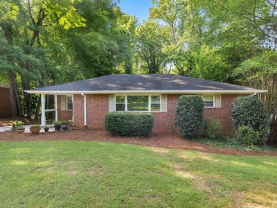 798 Pinehill Dr SE
