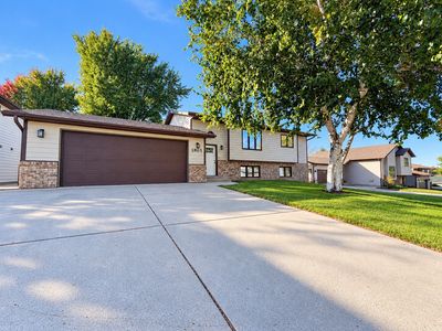Property at 1805 12th Ave SE, Mandan, ND