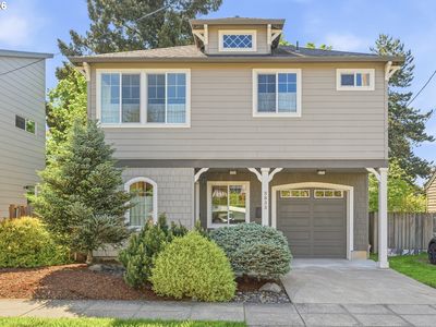 3833 SE 33rd Ave