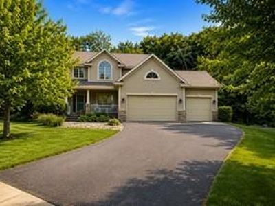 Property at 605 Knollwood Dr, Hudson, WI
