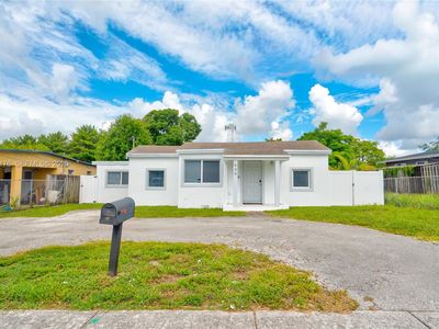 649 NW 24th Ave