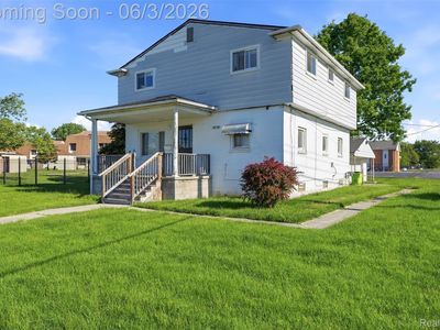 1631 Clara St