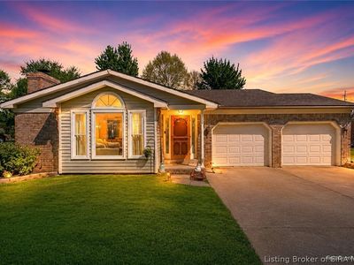 1614 W Monique Drive