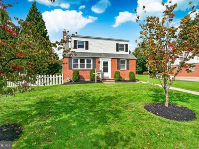 614 Topsfield Rd